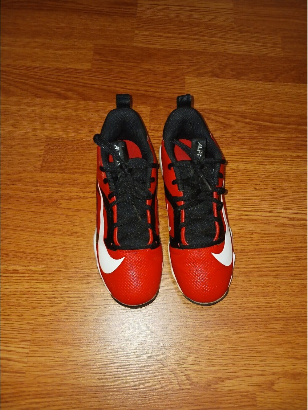 Nike Red & White Upper Athletic Shoes Size 3.5 Y - Picture 5 of 9